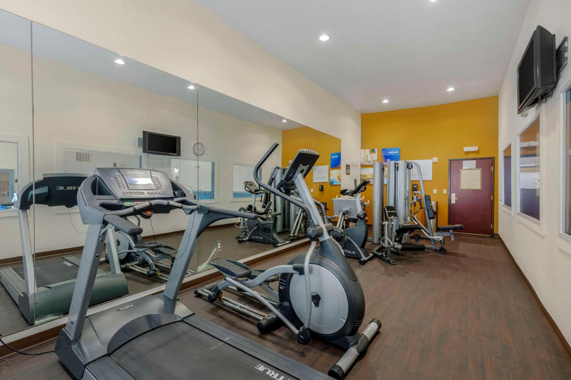 Comfort Suites Benbrook Luaran gambar