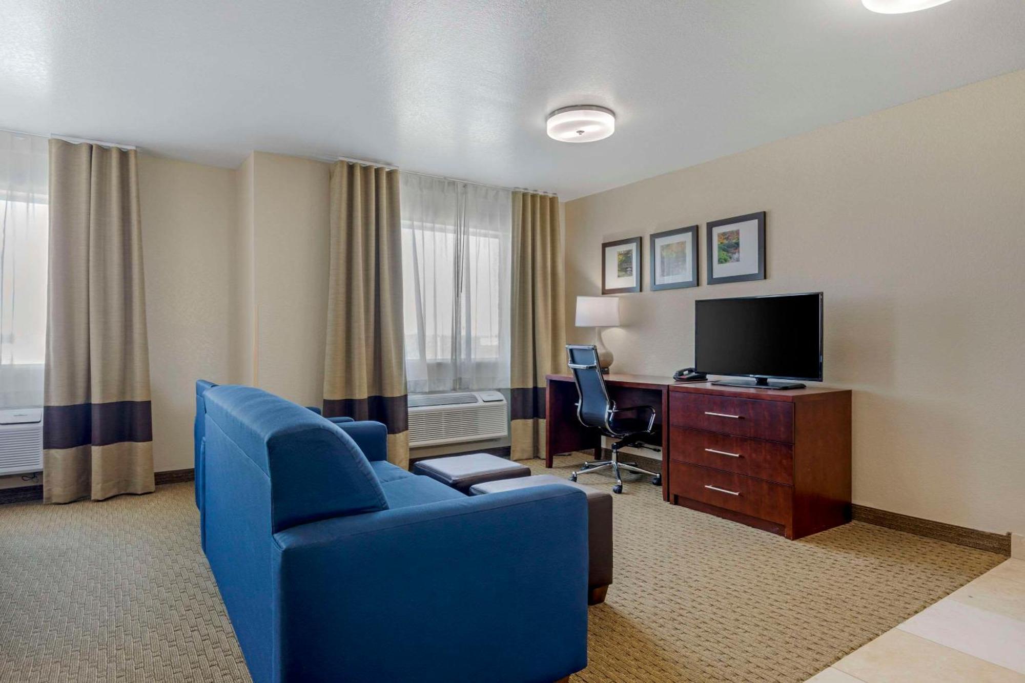 Comfort Suites Benbrook Luaran gambar